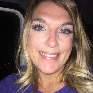 Meet your Posher, Lindsay